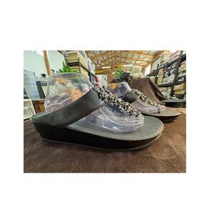 Wobbleboard Black beaded Women's Sandals size 10